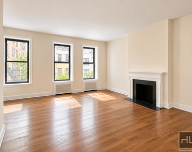 E 81st St - Photo Thumbnail 2