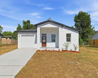 15304 16th Street - Photo Thumbnail 2