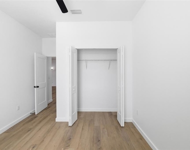 15304 16th Street - Photo Thumbnail 26