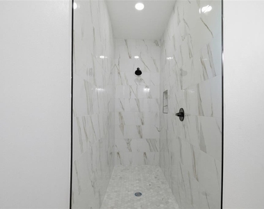 15304 16th Street - Photo Thumbnail 19