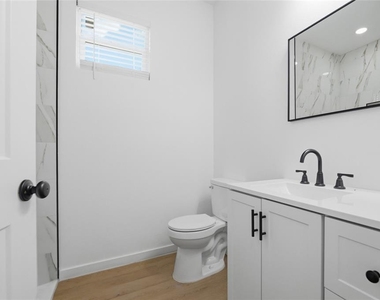 15304 16th Street - Photo Thumbnail 24