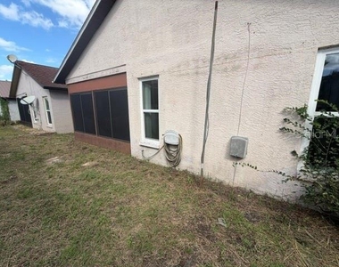 6615 Crossbow Lane - Photo Thumbnail 20
