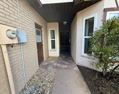 6615 Crossbow Lane - Photo Thumbnail 2