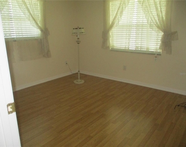 1703 Cloister Drive - Photo Thumbnail 13