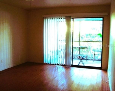 11485 Oakhurst Road - Photo Thumbnail 5