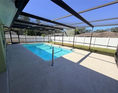 8725 Aruba Lane - Photo Thumbnail 24