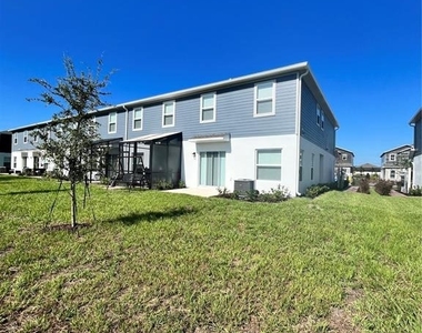 2799 Narcoossee Commons Way - Photo Thumbnail 4