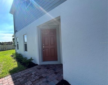 2799 Narcoossee Commons Way - Photo Thumbnail 2