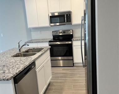 2799 Narcoossee Commons Way - Photo Thumbnail 19