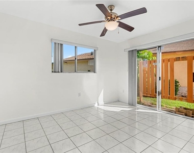 6479 Royal Woods Drive - Photo Thumbnail 14