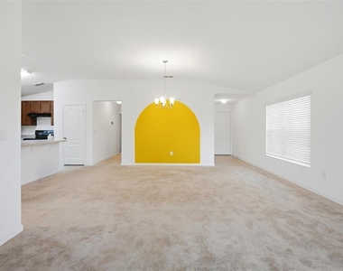 377 Preserve Pointe Boulevard - Photo Thumbnail 7