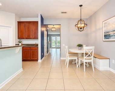 7722 Fairgrove Avenue - Photo Thumbnail 9