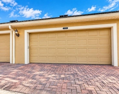 7722 Fairgrove Avenue - Photo Thumbnail 22