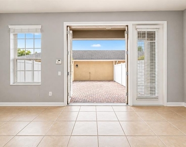 7722 Fairgrove Avenue - Photo Thumbnail 17