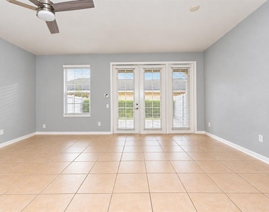 7722 Fairgrove Avenue - Photo Thumbnail 16