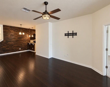 14304 Desert Haven Street - Photo Thumbnail 2