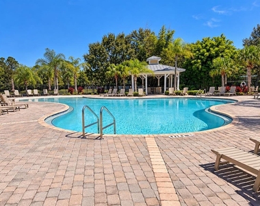 14304 Desert Haven Street - Photo Thumbnail 24