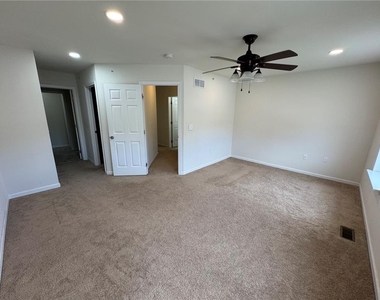 1419 Caspian Street - Photo Thumbnail 13