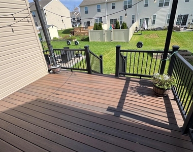 1419 Caspian Street - Photo Thumbnail 35