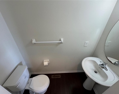 1419 Caspian Street - Photo Thumbnail 9