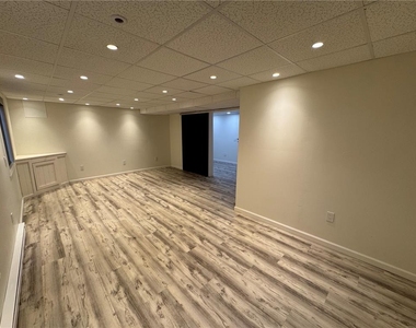 1419 Caspian Street - Photo Thumbnail 31