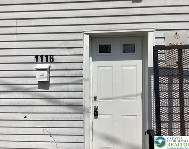 1116 W Liberty Street - Photo Thumbnail 1
