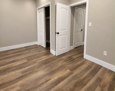25 Marconi Place - Photo Thumbnail 4