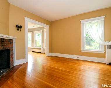 1790 Huntington Turnpike - Photo Thumbnail 3