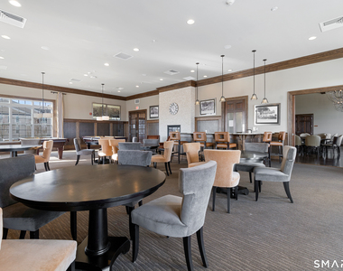 423 Center Meadow Lane - Photo Thumbnail 16