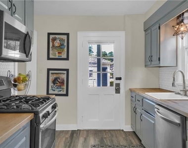 154 Chalfonte Ave - Photo Thumbnail 6