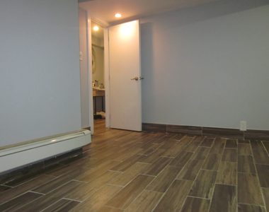 102 South 6th Street - Photo Thumbnail 4
