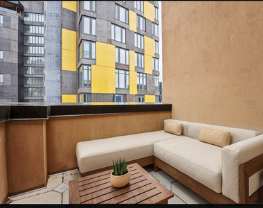 55 Broad Street - Photo Thumbnail 3