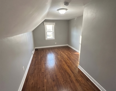 1805 Witherill St - Photo Thumbnail 8