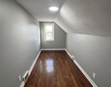1805 Witherill St - Photo Thumbnail 7