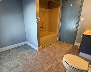49 Elizabeth Street - Photo Thumbnail 10