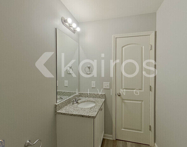 8 Plymouth Court - Photo Thumbnail 12