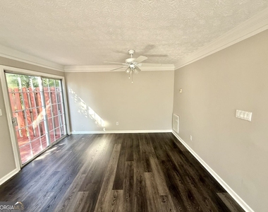 1713 Barrington Overlook - Photo Thumbnail 2