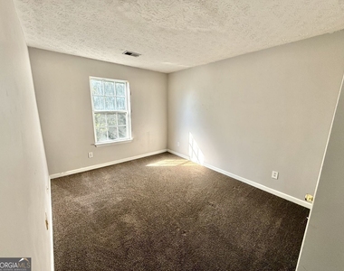 1713 Barrington Overlook - Photo Thumbnail 13