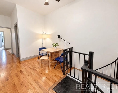294 Harman Street - Photo Thumbnail 3