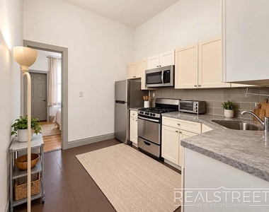 294 Harman Street - Photo Thumbnail 1