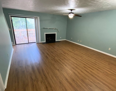 3619 Main Station Drive Sw - Photo Thumbnail 4