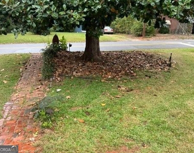 1326 Spellman Avenue - Photo Thumbnail 8