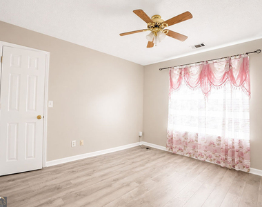 775 Stonemill Manor - Photo Thumbnail 28