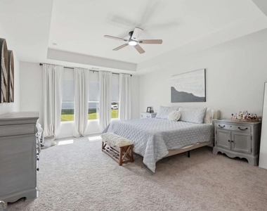 75 Pineview Drive - Photo Thumbnail 12
