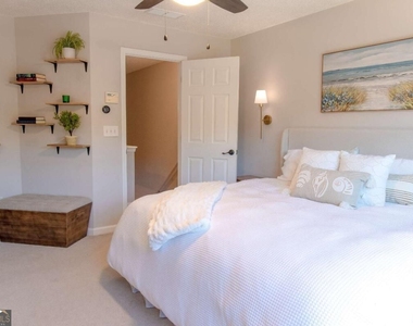 1415 Bay Overlook- Drive - Photo Thumbnail 12