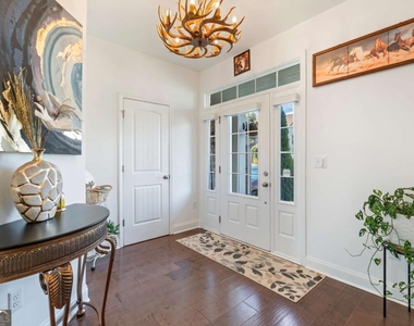 8110 Scenic Ridge Way - Photo Thumbnail 2