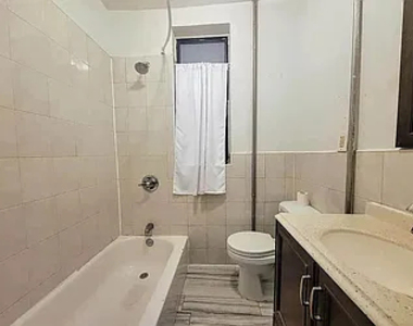 90 Clinton Avenue - Photo Thumbnail 5
