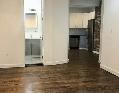 410 Eastern Parkway - Photo Thumbnail 1