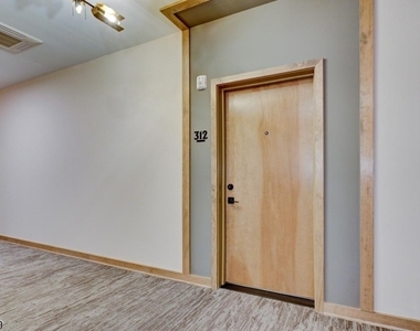 20 Encampment Ct 312 - Photo Thumbnail 2