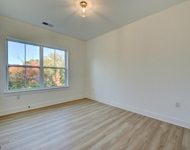 20 Encampment Ct 312 - Photo Thumbnail 27